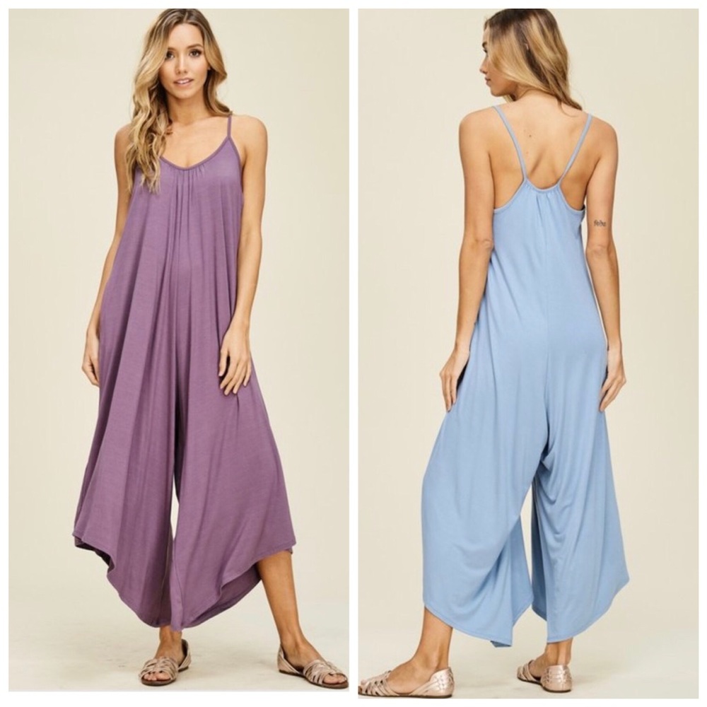 Loose fit jumpsuit with pockets. - Picture 5 of 8